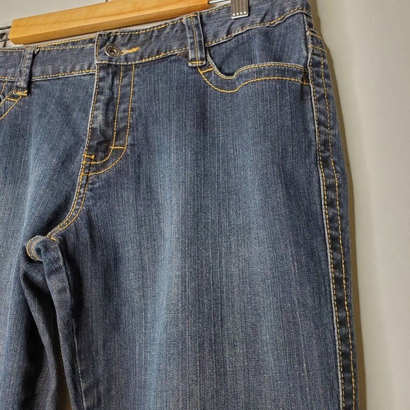 Calvin Klein Jeans Midwash Boot Cut Jeans Sz 8 - Picture 3 of 13